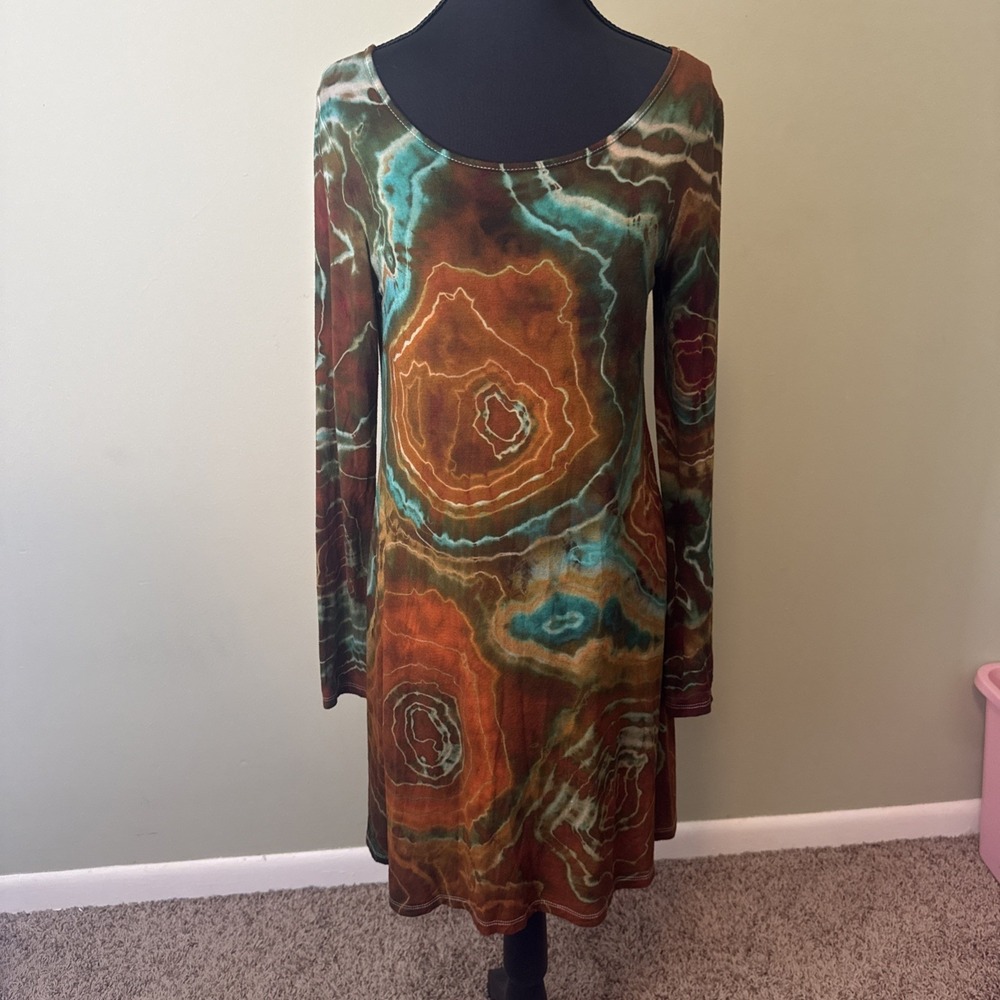 Heart Hips Tie Dye‎ Dress Long Sleeve Scoop Neck Short With Stretch Size Medium